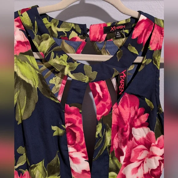 🌙 Xtaren Floral Mini Dress in Navy and Pink - Picture 3 of 8